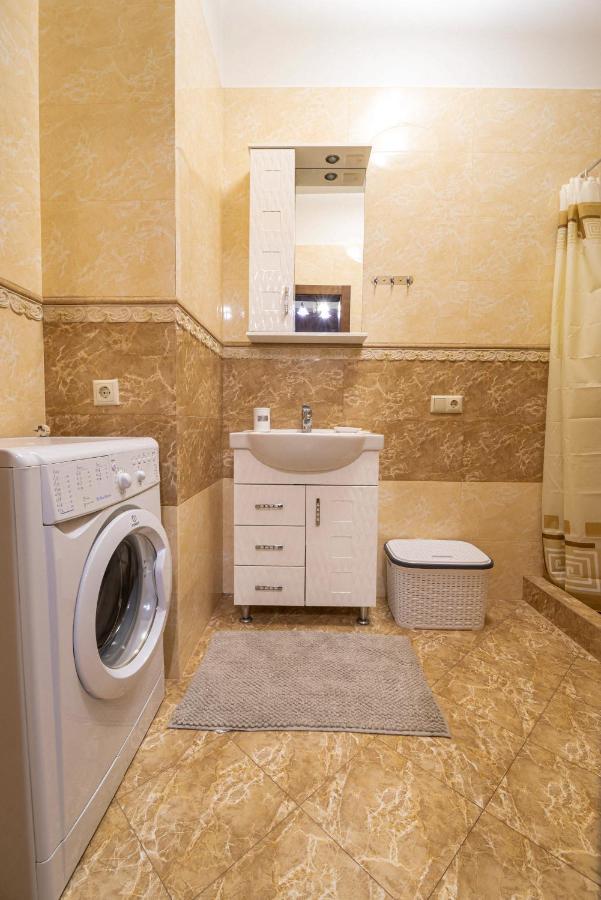 Comfort Apartment Λβιβ Εξωτερικό φωτογραφία